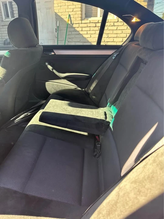 2003 BMW E46 330i & 330Ci - Image 4 of 10