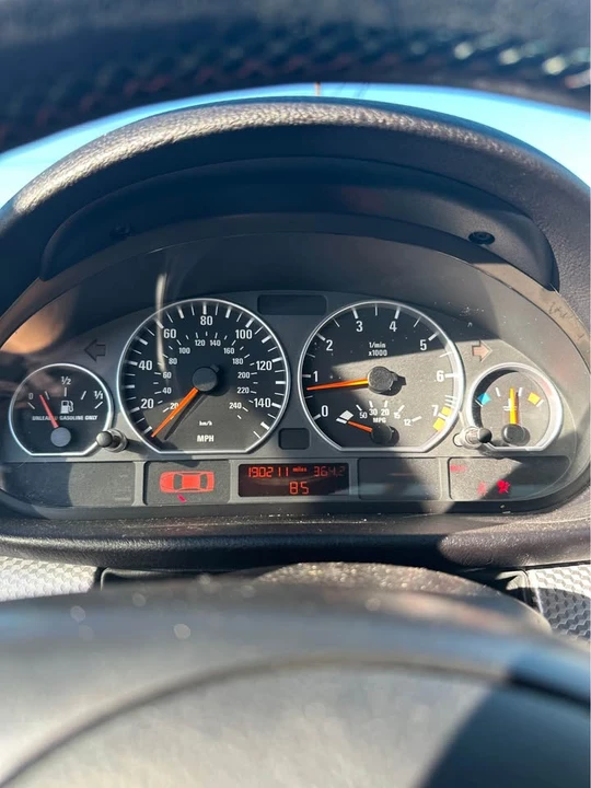 2003 BMW E46 330i & 330Ci - Image 7 of 10