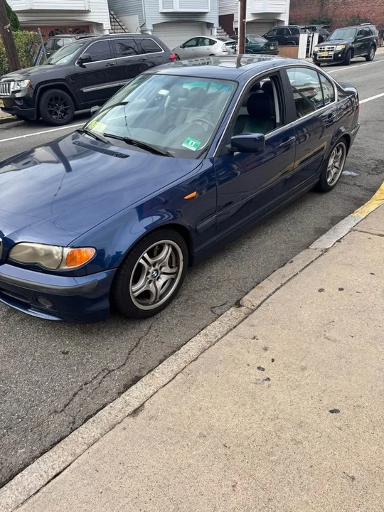 2003 BMW E46 330i & 330Ci - Image 2 of 13