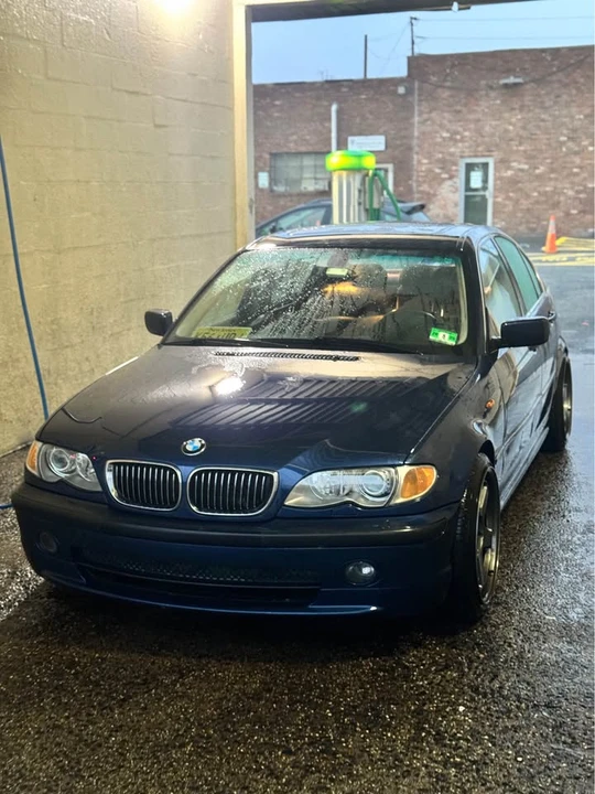 2003 BMW E46 330i & 330Ci - Image 8 of 13