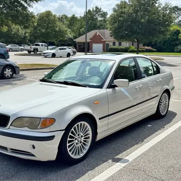 2003 BMW 3 Series 330i Sedan