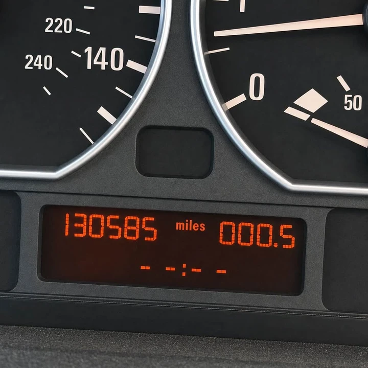 2003 BMW E46 330i & 330Ci - Image 5 of 5
