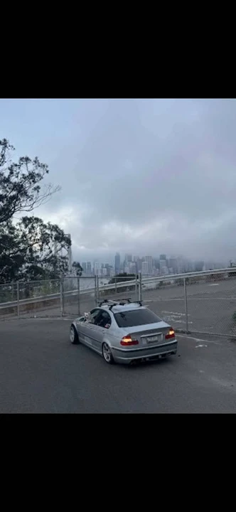 2003 BMW E46 330i & 330Ci - Image 2 of 9