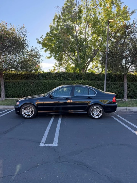 2003 BMW E46 330i & 330Ci - Image 2 of 20