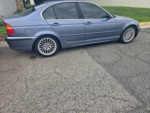 2003 BMW 3 Series 330i Sedan 4D