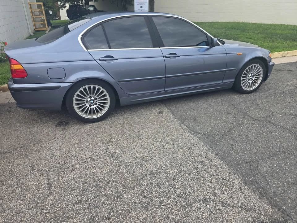 2003 BMW E46 330i & 330Ci - Image 2 of 9