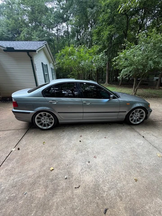 2003 BMW E46 330i & 330Ci - Image 8 of 17
