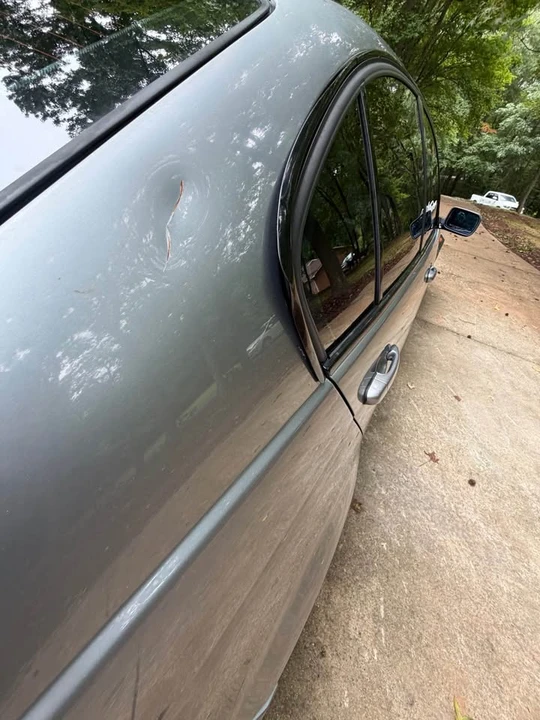 2003 BMW E46 330i & 330Ci - Image 17 of 17