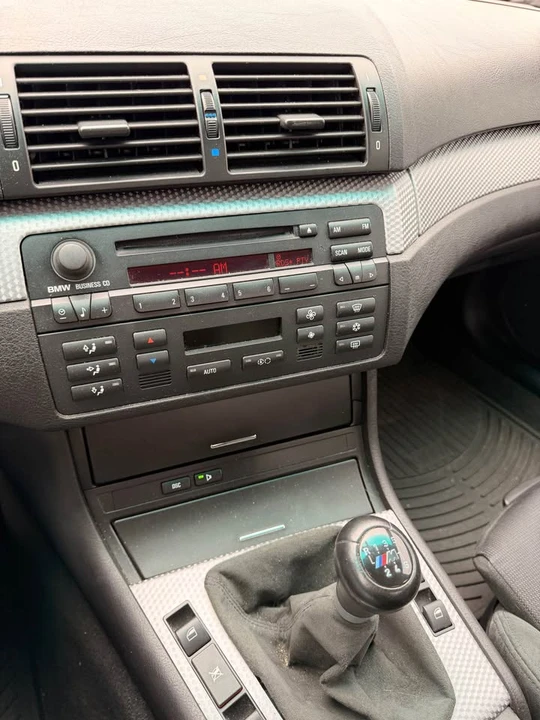 2003 BMW E46 330i & 330Ci - Image 12 of 12