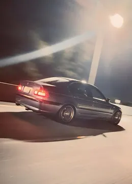 2003 BMW 3 Series 330i Sedan 4D