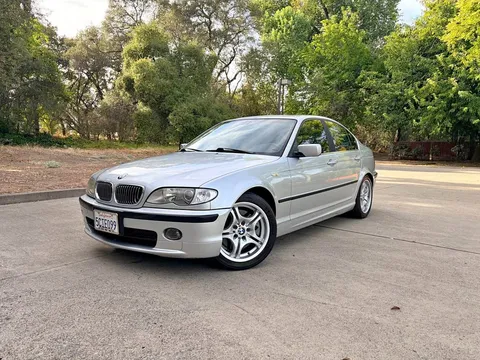 2003 BMW 3 Series 330i Sedan 4D