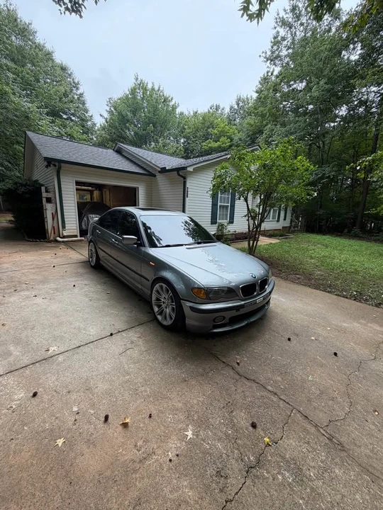 2003 BMW E46 330i & 330Ci - Image 9 of 17