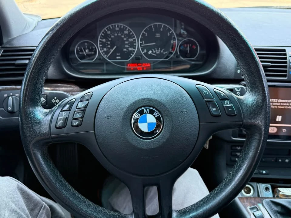 2003 BMW E46 330i & 330Ci - Image 8 of 12