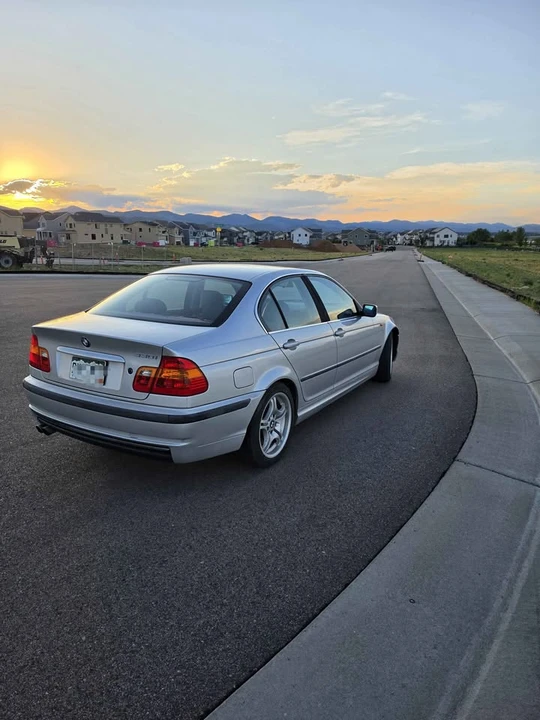2003 BMW E46 330i & 330Ci - Image 4 of 11
