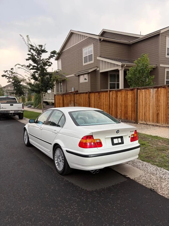 2003 BMW E46 330i & 330Ci - Image 4 of 6