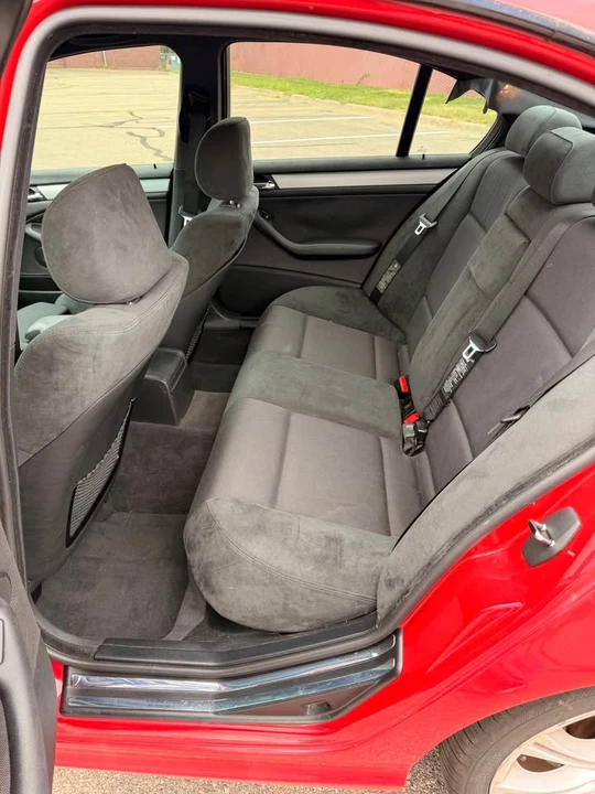 2003 BMW E46 330i & 330Ci - Image 6 of 12