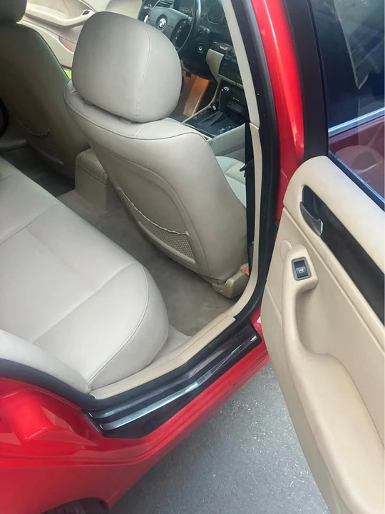 2003 BMW E46 330i & 330Ci - Image 9 of 11