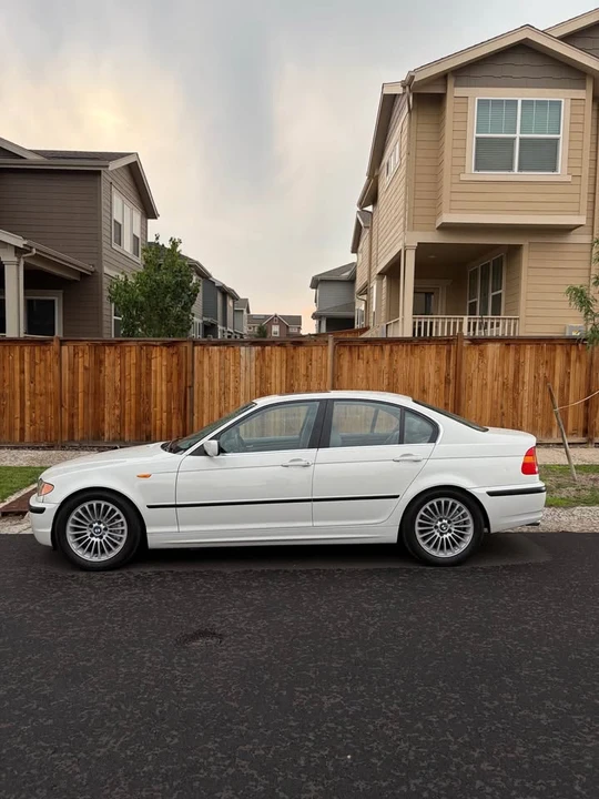 2003 BMW E46 330i & 330Ci - Image 3 of 6