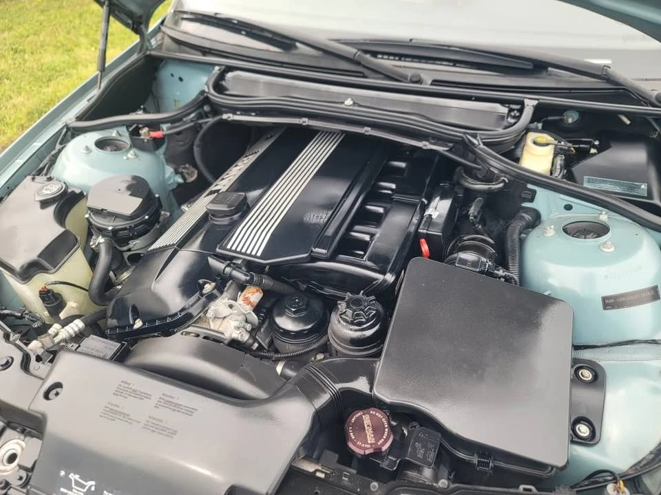 2003 BMW E46 330i & 330Ci - Image 6 of 20