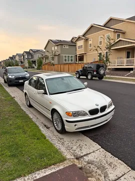 2003 BMW 3 Series 330i Sedan