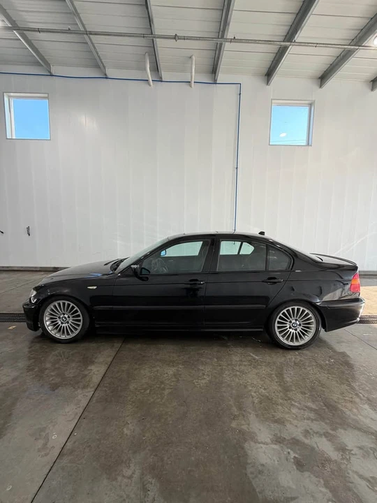 2003 BMW E46 330i & 330Ci - Image 3 of 18