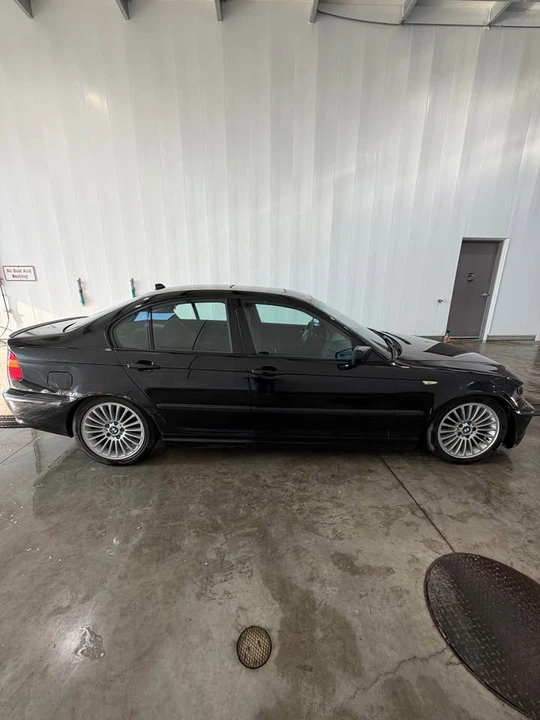2003 BMW E46 330i & 330Ci - Image 11 of 18