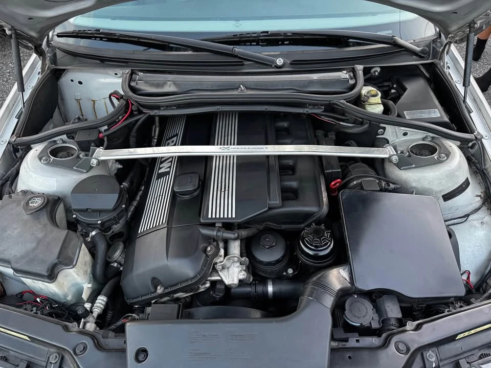 2003 BMW E46 330i & 330Ci - Image 11 of 14