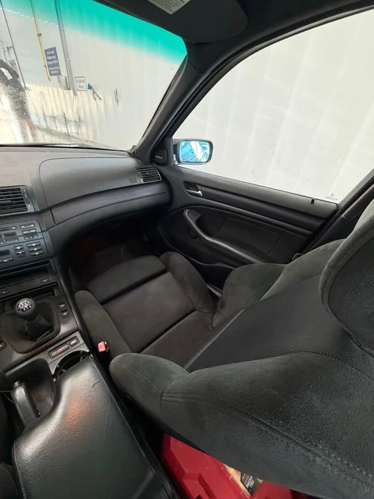 2003 BMW E46 330i & 330Ci - Image 16 of 18