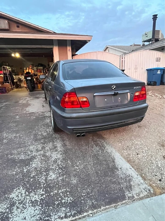 2003 BMW E46 330i & 330Ci - Image 4 of 9