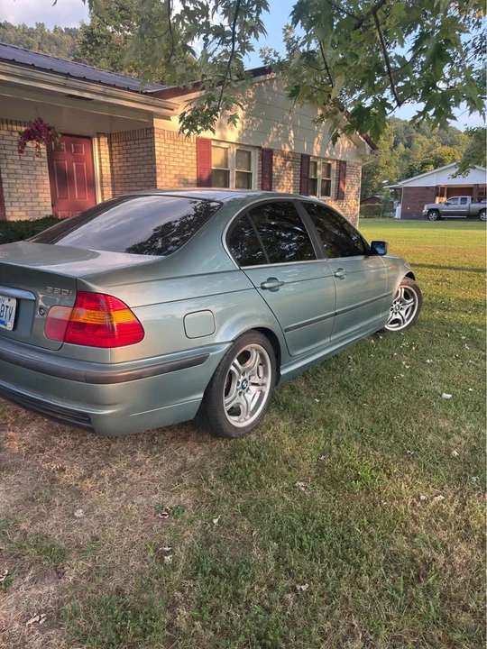 2003 BMW E46 330i & 330Ci - Image 4 of 10