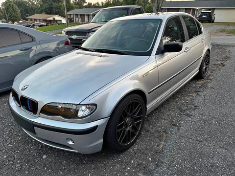 2003 BMW 3 Series 330i Sedan