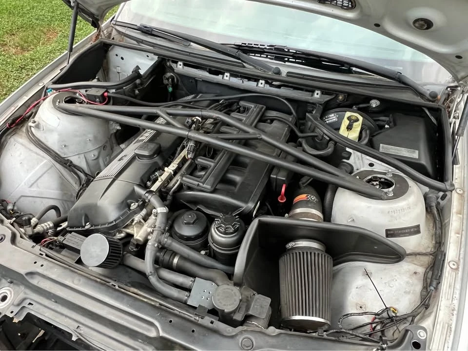 2003 BMW E46 330i & 330Ci - Image 11 of 11