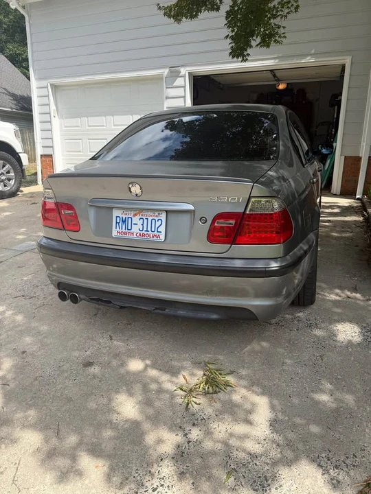 2003 BMW E46 330i & 330Ci - Image 8 of 18