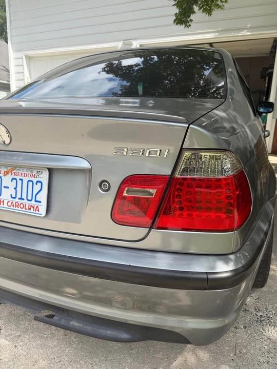 2003 BMW E46 330i & 330Ci - Image 14 of 18
