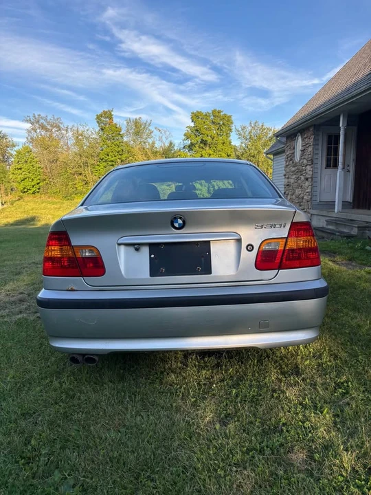 2003 BMW E46 330i & 330Ci - Image 3 of 4