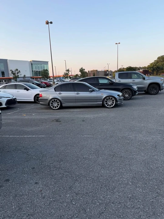2003 BMW E46 330i & 330Ci - Image 17 of 18