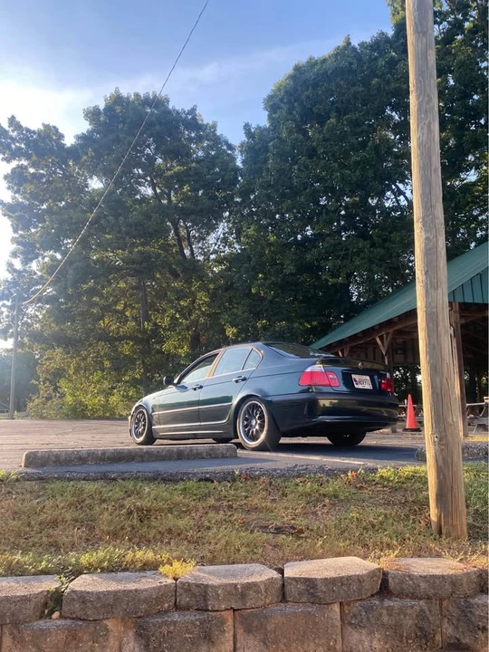 2003 BMW E46 330i & 330Ci - Image 9 of 9