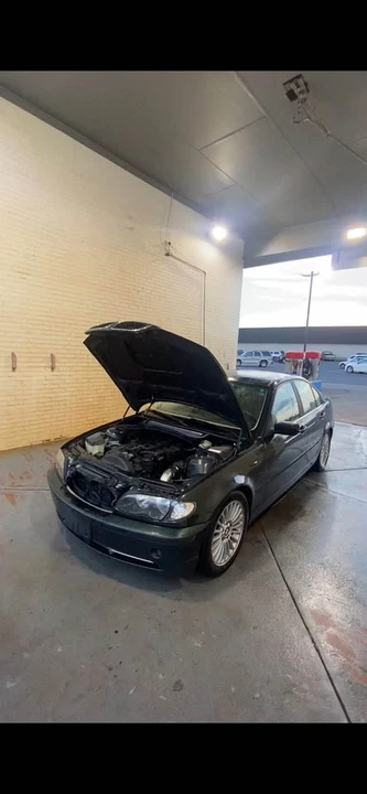 2003 BMW E46 330i & 330Ci - Image 8 of 9