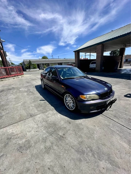 2003 BMW E46 330i & 330Ci - Image 3 of 4