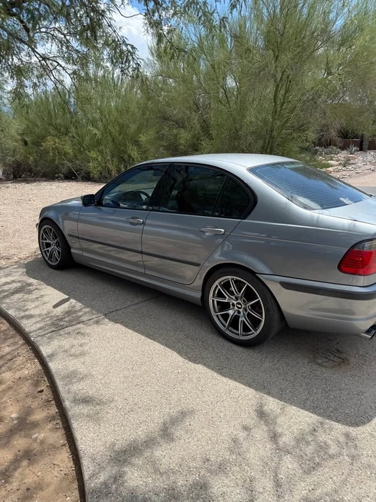 2003 BMW E46 330i & 330Ci - Image 3 of 6