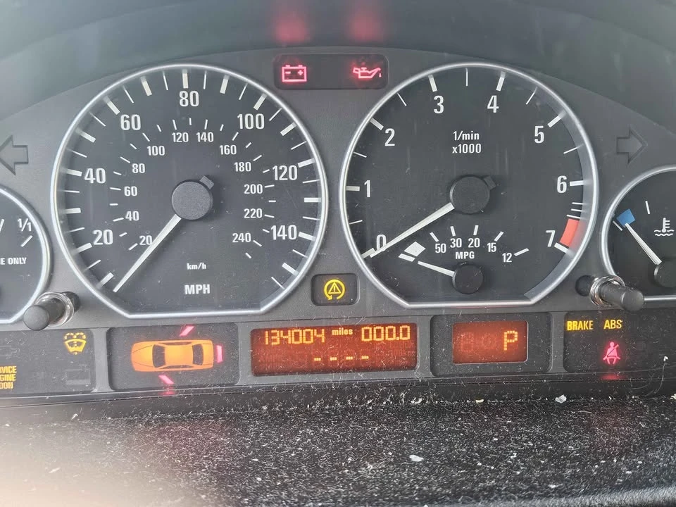 2003 BMW E46 330i & 330Ci - Image 6 of 10