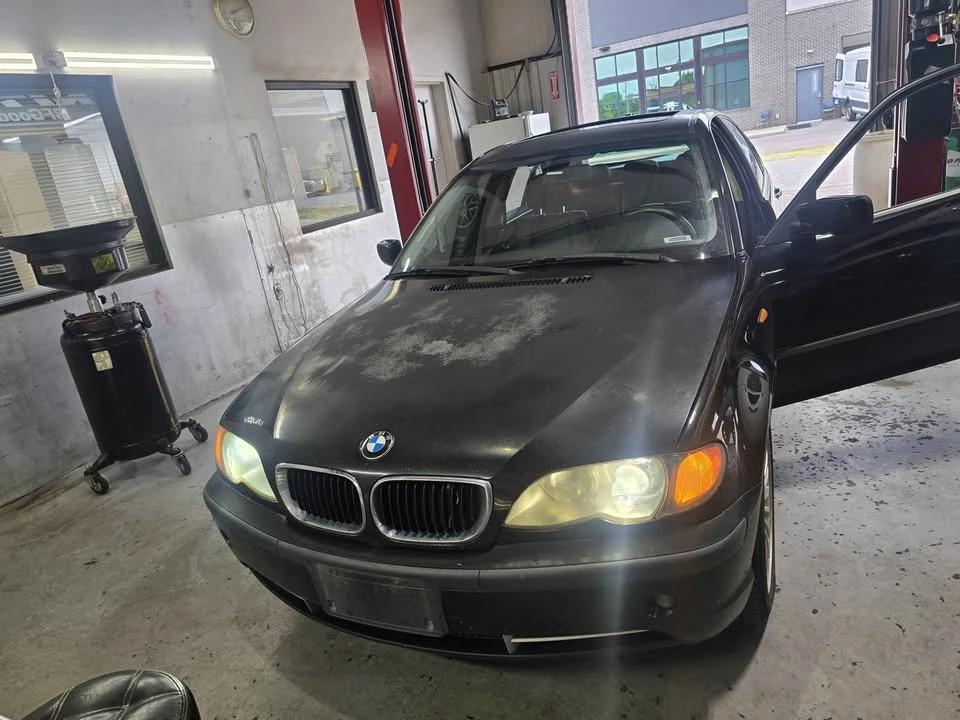 2003 BMW E46 330i & 330Ci - Image 3 of 12