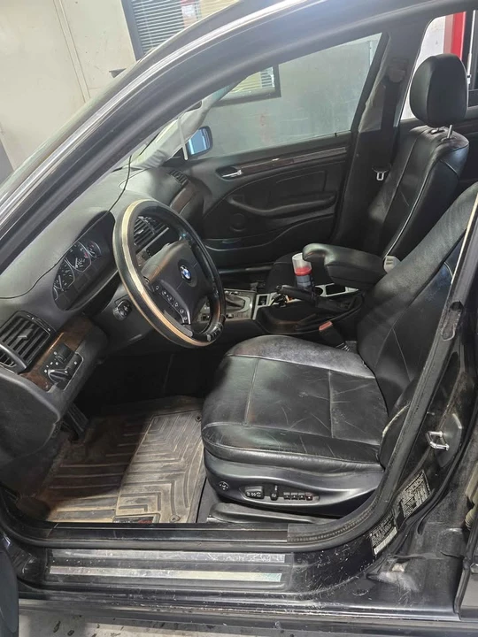 2003 BMW E46 330i & 330Ci - Image 5 of 12