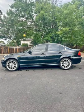 2003 BMW 3 Series 330xi AWD Sedan 4D