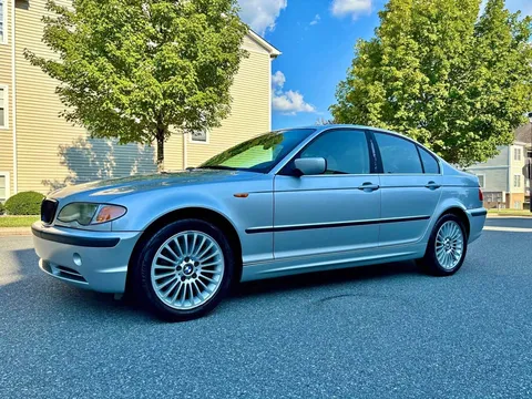 2003 BMW 3 Series 330xi AWD Sedan