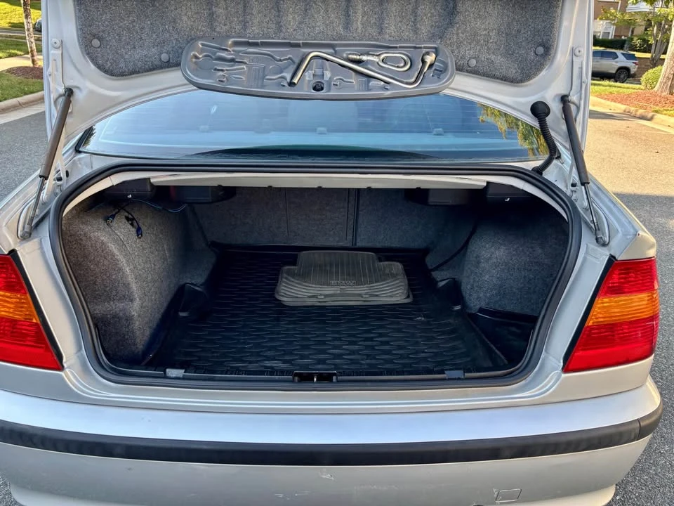 2003 BMW E46 3 Series - Image 15 of 15