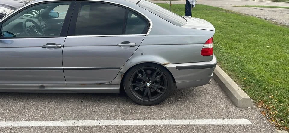 2003 BMW E46 330i & 330Ci - Image 2 of 10