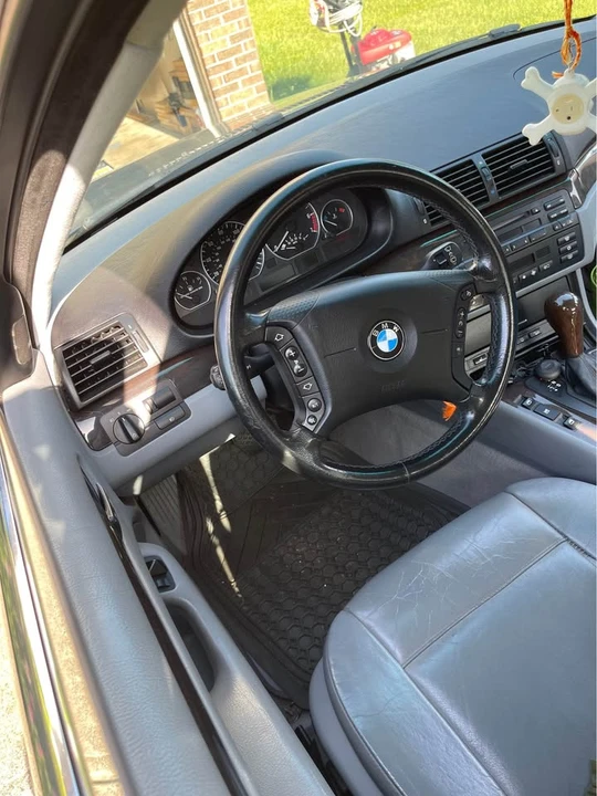 2003 BMW E46 330i & 330Ci - Image 2 of 5