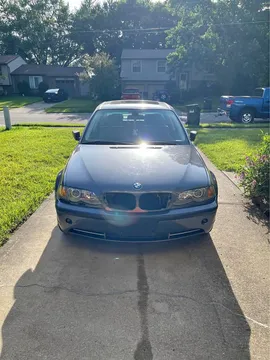 2003 BMW 3 Series 330xi Sedan 4D