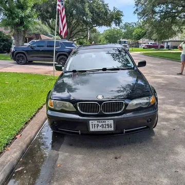 2003 BMW 3 Series 330xi Sedan 4D